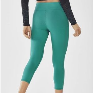 Fabletics Salaar Solid Powerhold Capri
